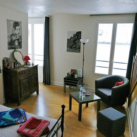 Chambre D'Hote Des Artistes Париж Екстериор снимка