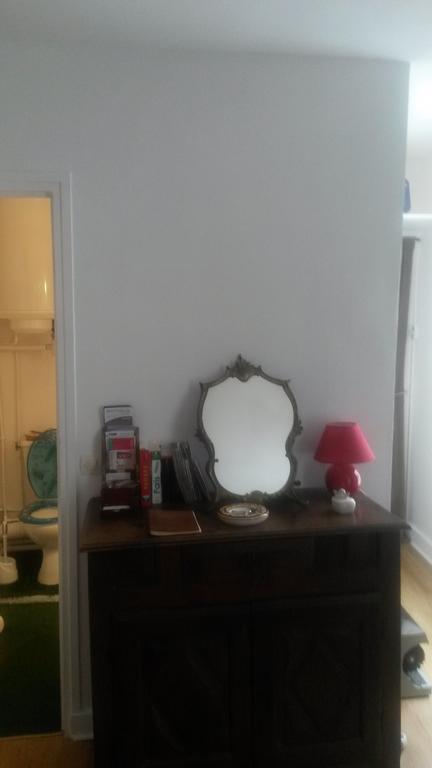 Chambre D'Hote Des Artistes Париж Екстериор снимка