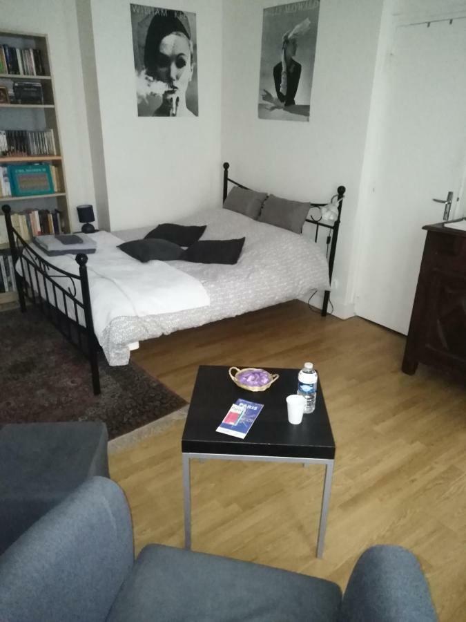 Chambre D'Hote Des Artistes Париж Екстериор снимка
