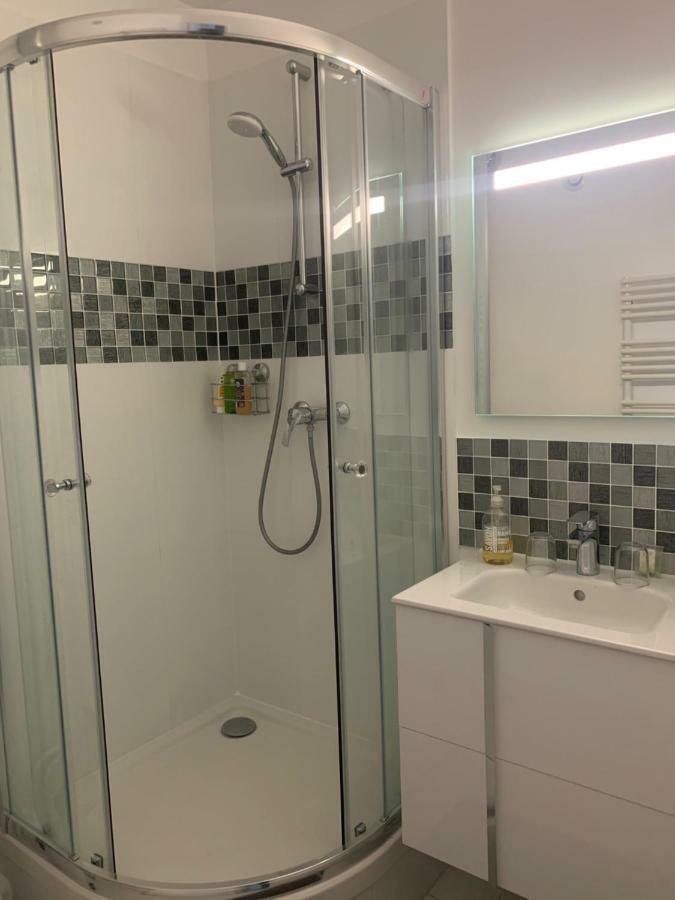 Chambre D'Hote Des Artistes Париж Екстериор снимка